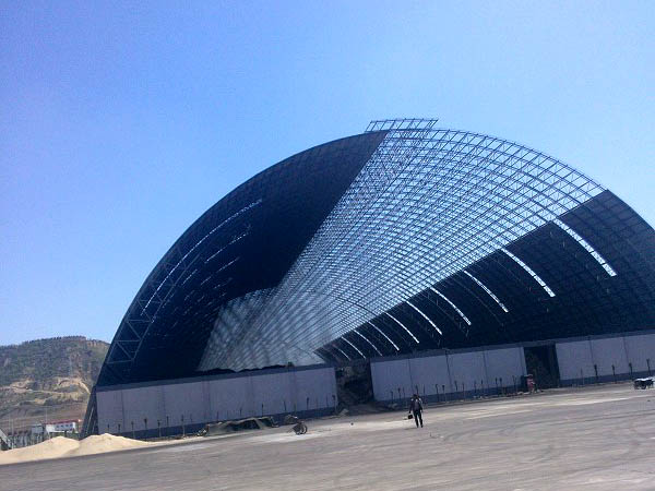 平凉桶壳螺栓球网架工程